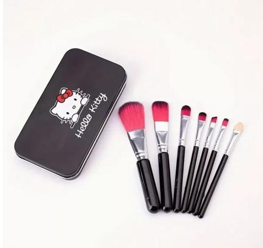 Buy & Sell West Midlands Birmingham - Photos for HELLO KITTY MAKEUP BRUSHES & TIN SET.