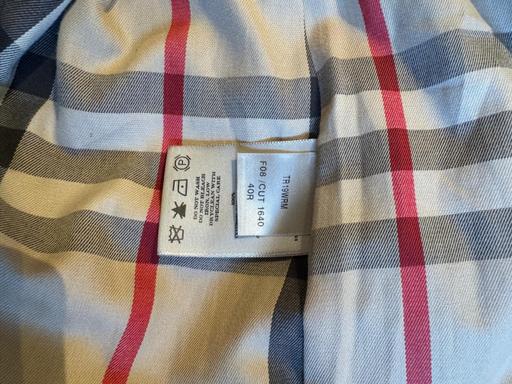 Buy & Sell South West London Streatham Common - South West London - Photos for burberry Trench Coat