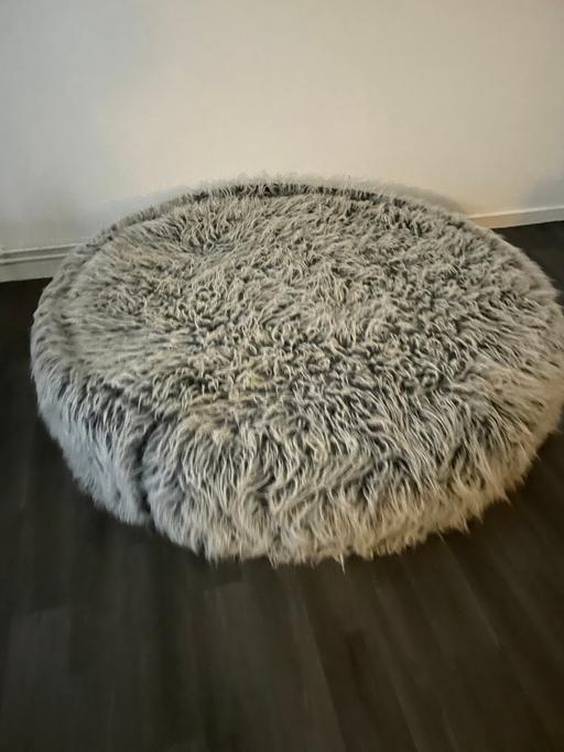 Buy & Sell Hertfordshire North Hertfordshire - Photos for Giant bean bag