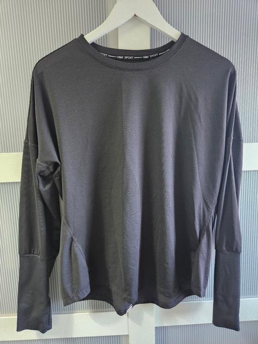 Buy & Sell Halton Weston Point - Watford - Photos for Size M H&M black sports top