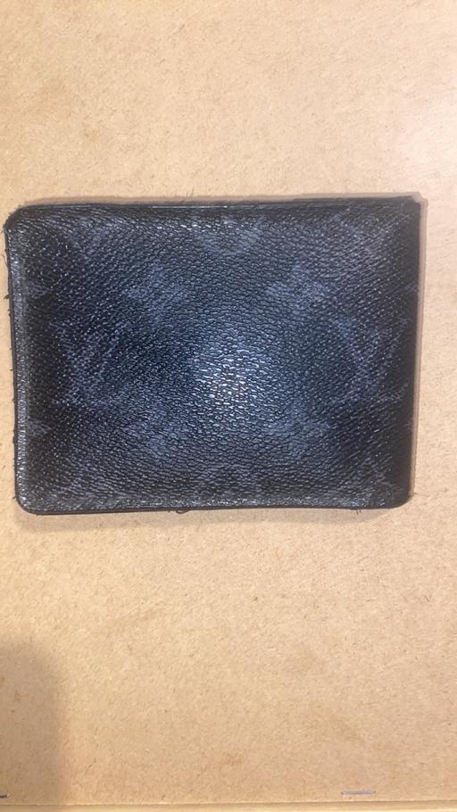 Buy & Sell South East London Plumstead - South East London - Photos for LV wallet