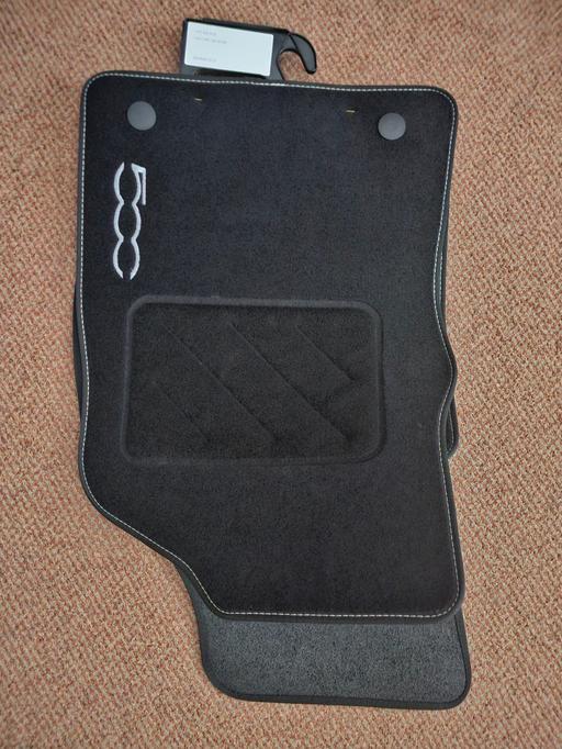 Vehicles West Midlands Walsall - Photos for Genuine Fiat 500 Car Mat Set (2012-2015)