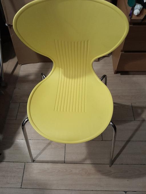 Buy & Sell West Midlands Sandwell - Photos for Plastic Chair