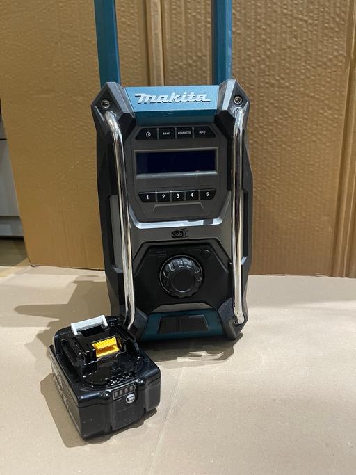 Buy & Sell West London West Ealing - West London - Photos for Makita radio