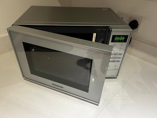 Buy & Sell East London Blackhorse Road - East London - Photos for Panasonic Microwave Oven 800 W Power