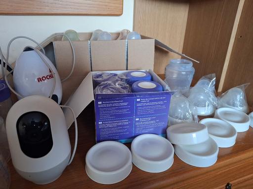 Buy & Sell West Midlands Sandwell - Photos for Tommee Tippee Lansinoh Baby Chair Bottles