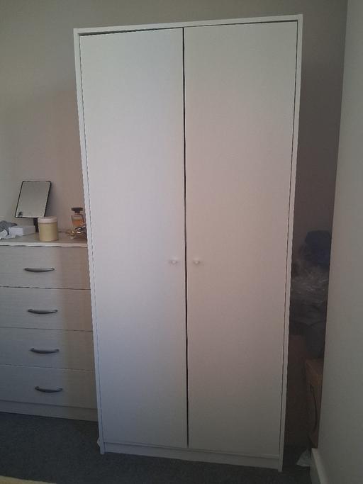 Buy & Sell Chelmsford Essex - Photos for Small 2 door wardrobe