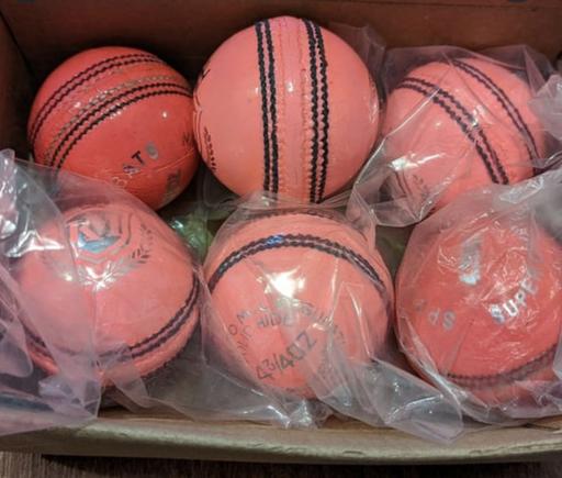 Buy & Sell West Midlands Walsall - Photos for Junior Pink Cricket Balls (New)