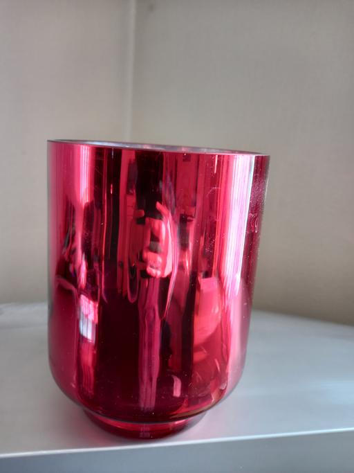 Buy & Sell East London Newham - Photos for Red Glass Candle Holder