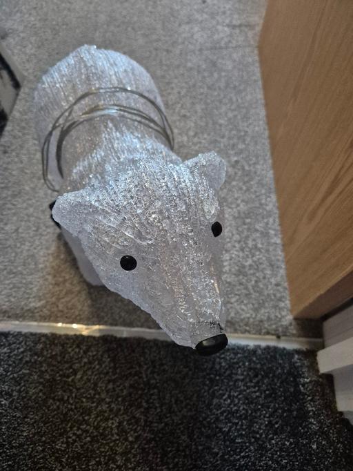 Buy & Sell West Midlands Sandwell - Photos for light up acrylic polar bear