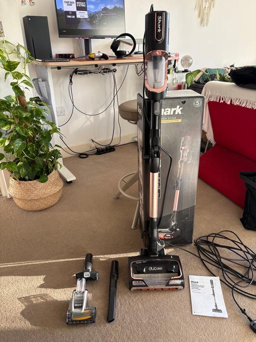 Buy & Sell South East London Elephant and Castle - South East London - Photos for Shark Vacuum Cleaner