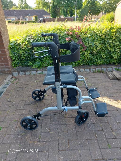 Buy & Sell West Midlands Birmingham - Photos for Lightweight walker with seat and footplates