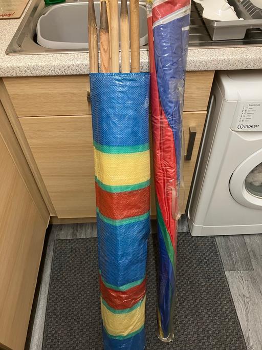 Buy & Sell Greater Manchester Manchester - Photos for PARASOL AND WINDBREAKER