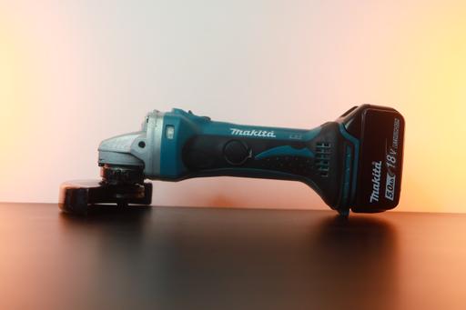 Buy & Sell South East London Croydon - Photos for makita grinder+battery 5ah 18v