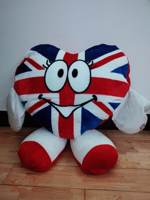 Buy & Sell Somerset East Bower - Somerset - Photos for Huge cuddly Union flag heart