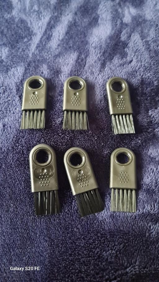 Buy & Sell West Midlands Wolverhampton - Photos for New pack of 6 shaver brushes