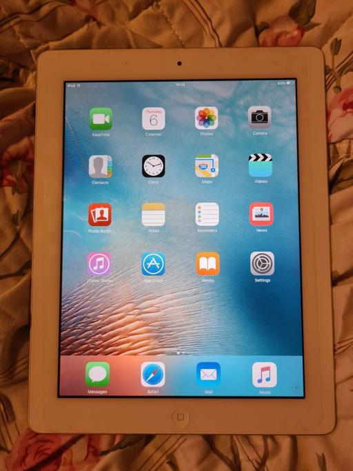 Buy & Sell Essex Thurrock - Essex - Photos for Ipad 2nd gen / 16gb memory