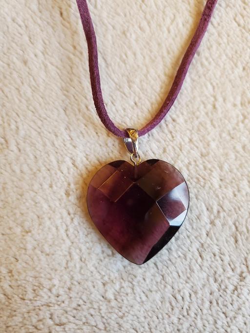 Buy & Sell Kent Dartford - Photos for Pretty Purple Heart Pendant Necklace