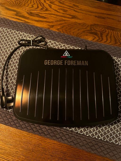 Buy & Sell Surrey Reigate and Banstead - Photos for George Foreman 25810 Medium Fit Grill