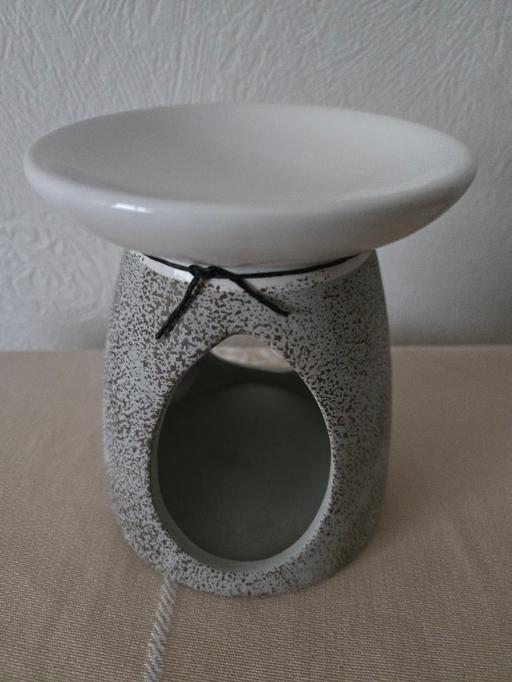 Buy & Sell West Midlands Sandwell - Photos for Grey & White Large Ceramic Oil Burner/ Wax