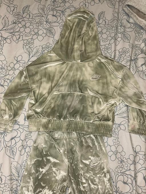 Buy & Sell West London Hounslow - Photos for Kids Nike velvet set