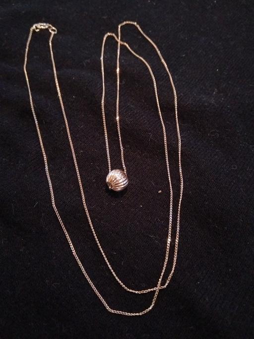 Buy & Sell Renfrewshire Howwood - Renfrewshire - Photos for 9ct gold necklace with pendant. 20 inch