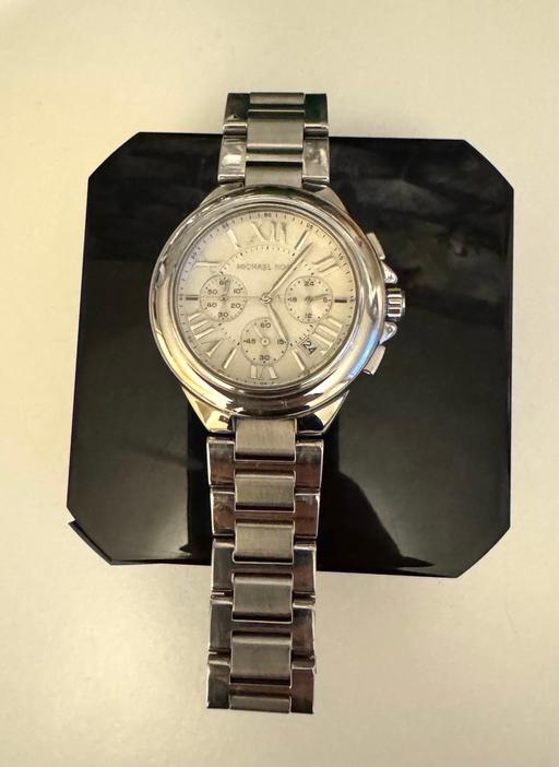 Buy & Sell West London West Kensington - West London - Photos for Michael Kors MK5719 Analog Dial Watch