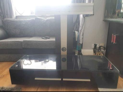 Buy & Sell West Midlands Wolverhampton - Photos for Tv stand