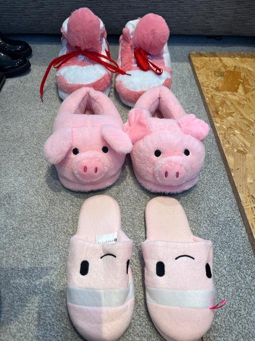 Buy & Sell Worcestershire Bromsgrove - Photos for Slipper selection size L