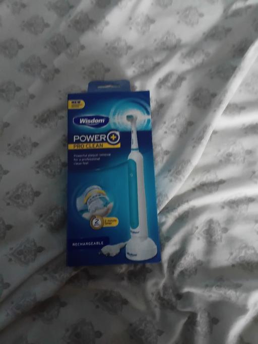 Buy & Sell West Midlands Wolverhampton - Photos for Brand new Wisdom power pro clean toothbrush