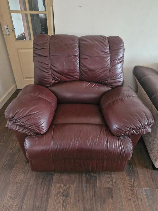 Buy & Sell West Midlands Dudley - Photos for brown leather reclining chair