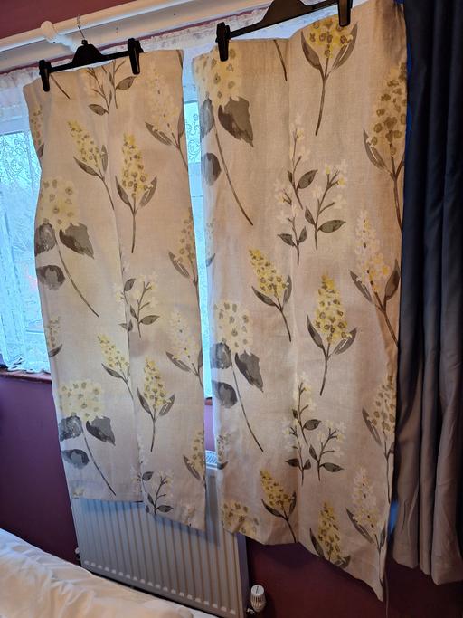 Buy & Sell East Sussex Wealden - Photos for Room size curtains.