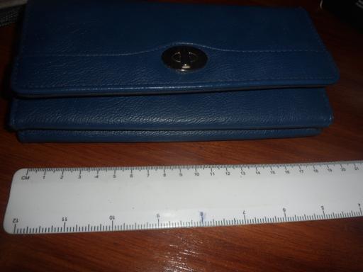 Buy & Sell Greater Manchester Manchester - Photos for PURSE WITH LOTS OF COMPARTMENTS