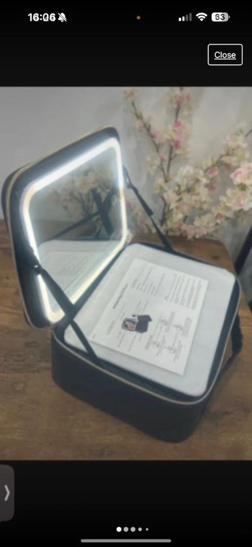 Buy & Sell West Midlands Birmingham - Photos for Make up travel case with LED light up mirror