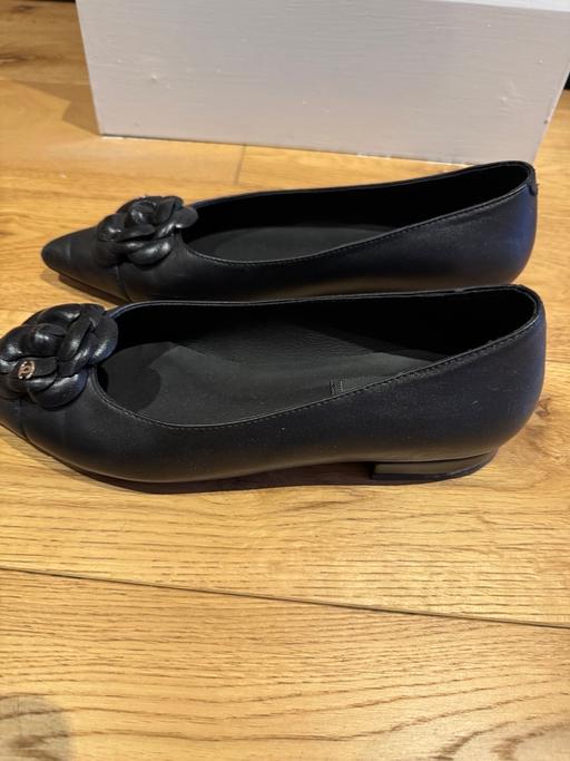 Buy & Sell Oxfordshire Vale of White Horse - Photos for Chanel Camellia ballet flats black size 40