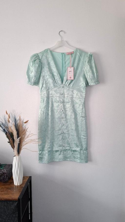 Buy & Sell Swansea - Wales Blaenymaes - Swansea - Photos for Floral print puff short sleeve V-neck dress