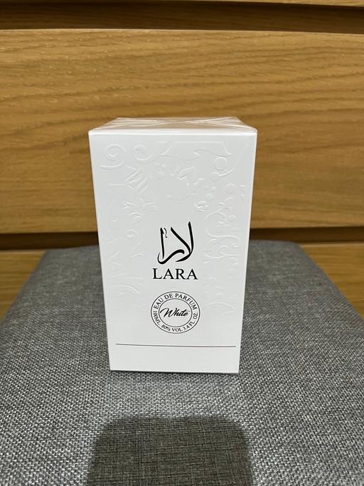 Buy & Sell West Midlands Walsall - Photos for Lara white eau de parfum