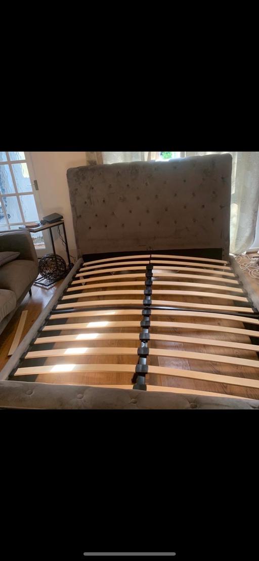 Buy & Sell Bexley Bexleyheath - DA7 - Photos for King size bed, £30!! Grey king size bed. 