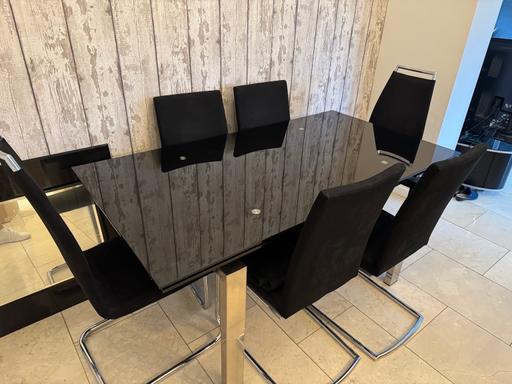 Buy & Sell West Midlands Coventry - Photos for Black & chrome Dining table