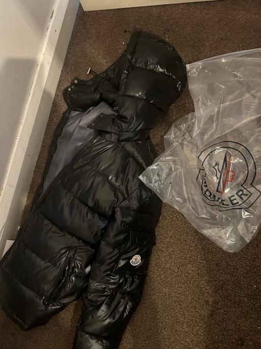 Buy & Sell South East London Nunhead - South East London - Photos for Moncler maya jacket medium size