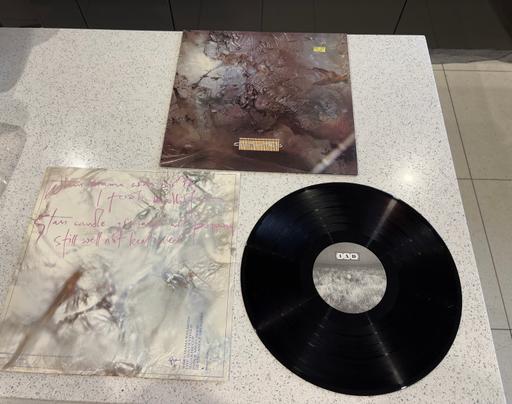 Buy & Sell Wiltshire Swindon - Photos for Cocteau twins head over heels Lp vinyl album