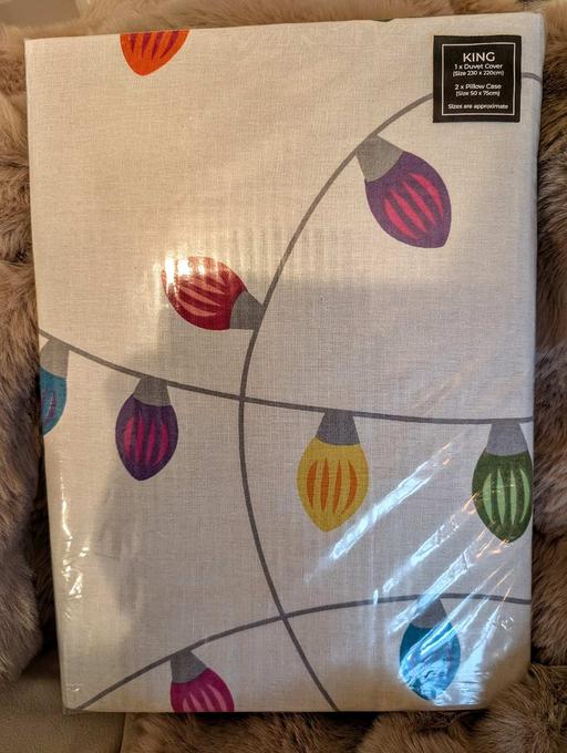 Buy & Sell Denbighshire - Wales Prestatyn - LL19 - Photos for King-size Light up Bauble design duvet set