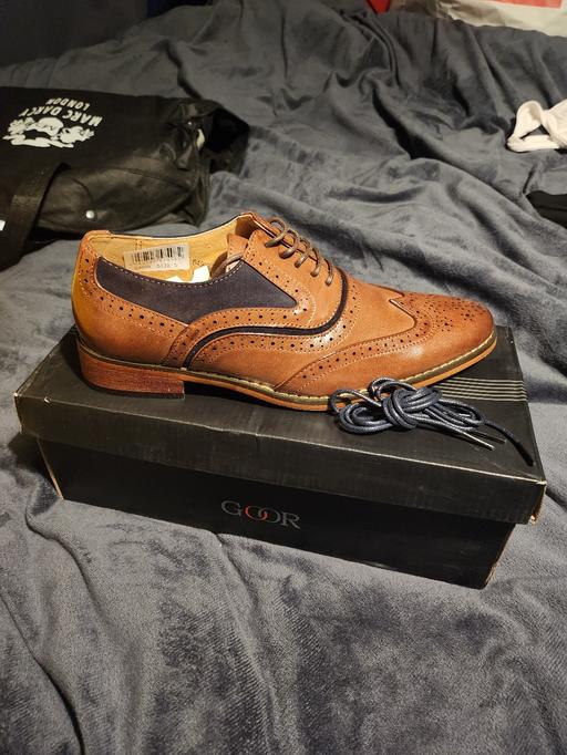 Buy & Sell Lancashire South Ribble - Photos for Boys Tan and Navy Brogues size 5 New