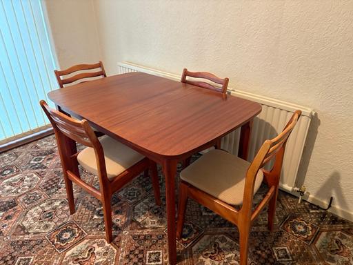 Buy & Sell Greater Manchester Wigan - Photos for 80’s extending dining table and 4 chairs