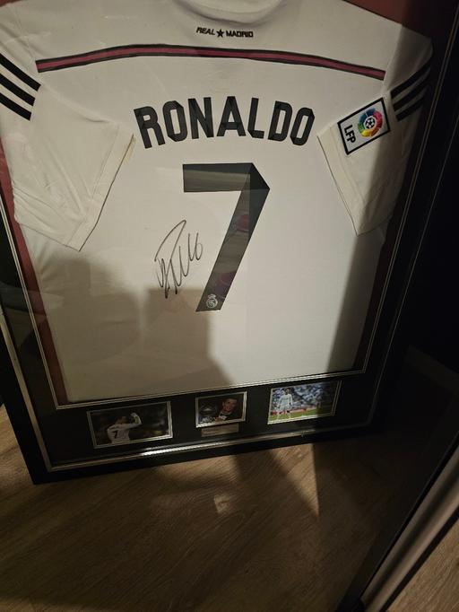 Buy & Sell Greater Manchester Wigan - Photos for Ronald signed shirt