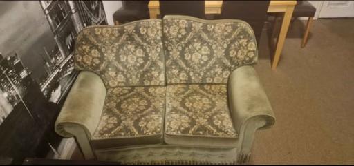 Buy & Sell Hampshire Rushmoor - Photos for Beautiful sofa