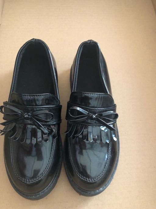 Buy & Sell County Durham Old Pit - County Durham - Photos for Girls school shoes