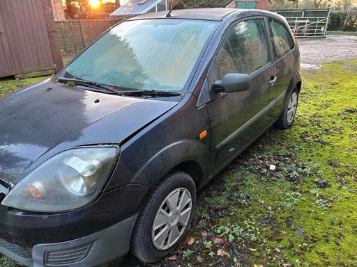 Vehicles Warwickshire North Warwickshire - Photos for Ford fiesta diesel (PARTS ONLY)