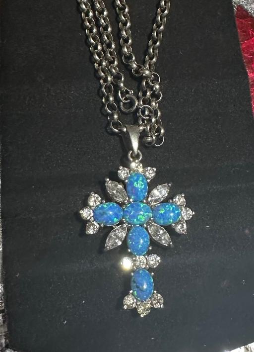 Buy & Sell Barking and Dagenham Dagenham - RM9 - Photos for Sterling silver Opal cross necklace and chain