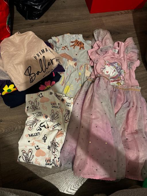 Buy & Sell South East London Blackfen - South East London - Photos for Girls clothing & toys assortment